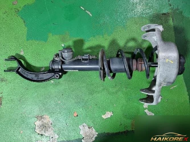Audi A4 2012 — стойка амортизатора передняя левая 8F0413029