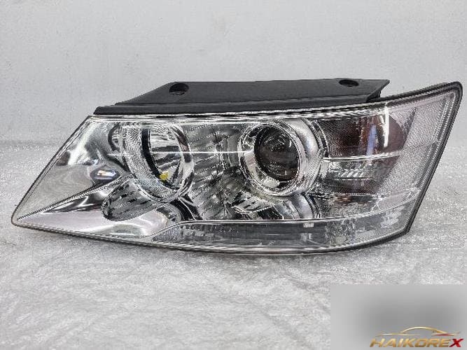 Hyundai Sonata 2009 — фара левая (ходовая)