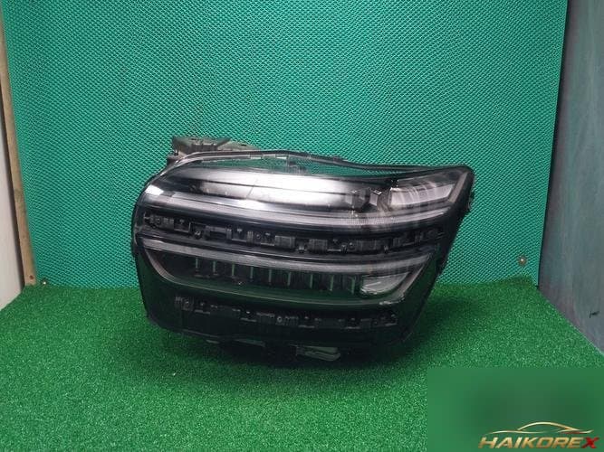 Genesis GV70 2024 — фара левая (LED-модуль) 92101AR510