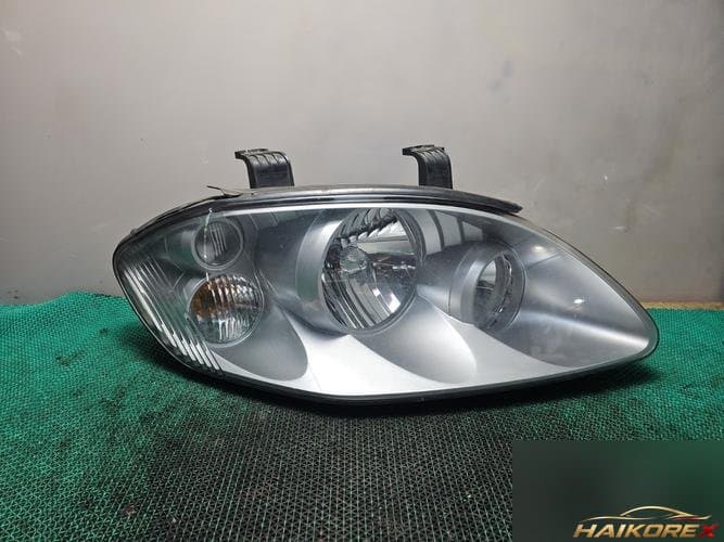 KG Mobility Rodius 2008 — фара правая