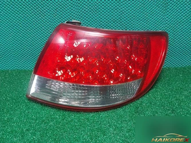 Hyundai Grandeur 2008 — комбинированный задний фонарь правый (пассажирский) 924023L