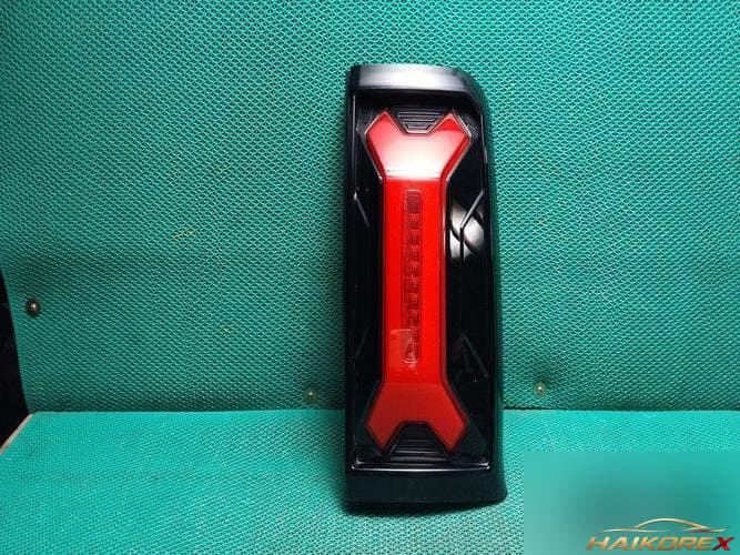 KG Mobility Musso EV 2025 — комбинированный фонарь задний правый (сторона пассажира) 8360244000