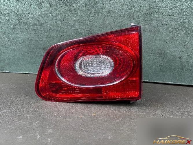 Volkswagen Tiguan 2009 — подсветка багажника белая 1