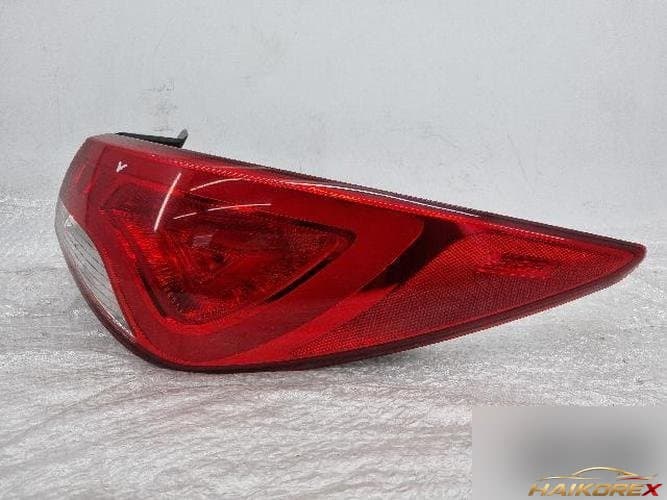 Hyundai Sonata 2014 — фонарь задний правый (комбинированный) 92402-3S3