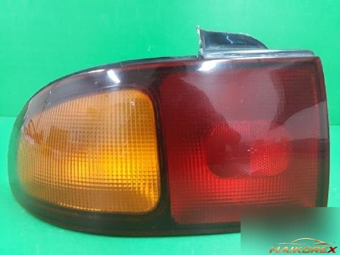 Hyundai Sonata 1993 — комбинированный фонарь (задний левый)