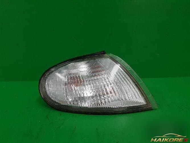 Hyundai Avante 1996 — повторитель поворота правый 92302 29000