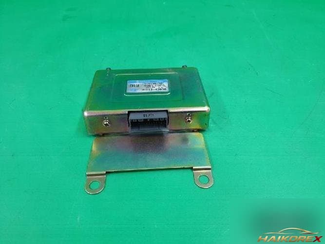 Hyundai Starex 2002 — блок управления двигателем ECU 3911042050