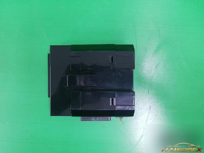 Hyundai Trajet 2000 — модуль ETACS/BCM 954003A100
