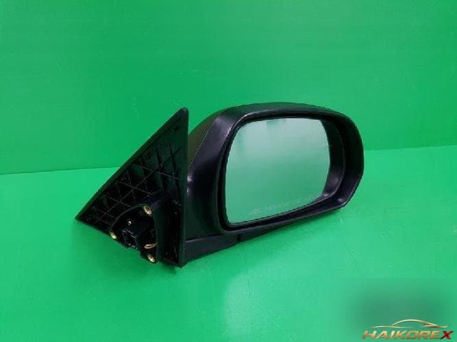Hyundai Avante 2000 — боковое зеркало правое 87620 2D500