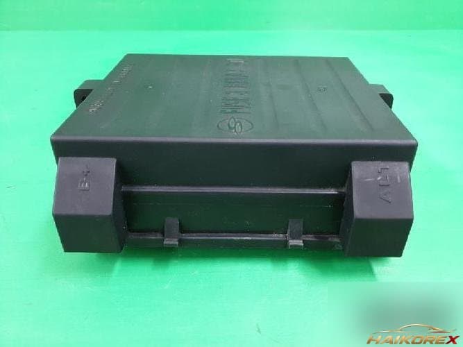 KG Mobility Rexton 2004 — блок предохранителей (подкапотный) 8231008E11