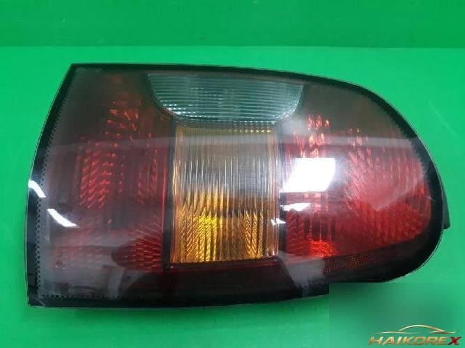 Hyundai Trajet 2004 — комбинированный фонарь задний (правый, пассажирский)