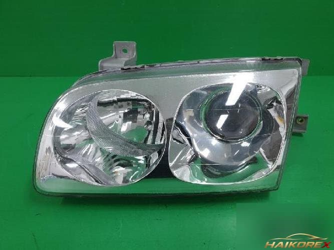 Hyundai Trajet 2005 — фара левая 921013A500