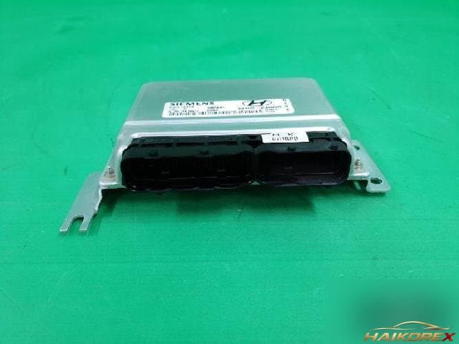 Hyundai Sonata 2004 — блок управления двигателем ECU 3910523800D