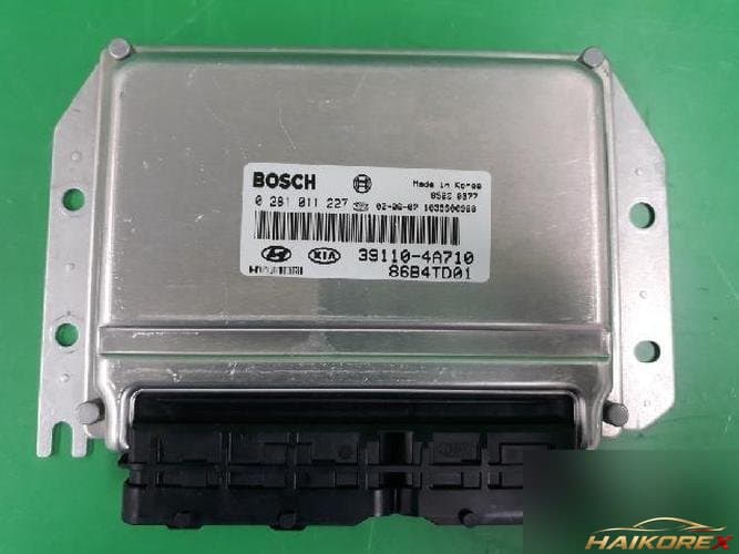 Kia Sorento 2002 — блок управления двигателем ECU 391104A710