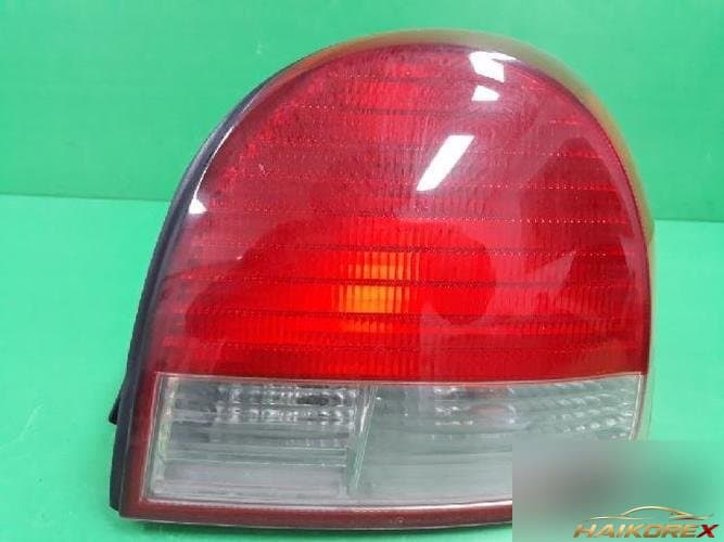 Hyundai Sonata 1999 — фонарь задний правый (комбинированный) 92402 38030