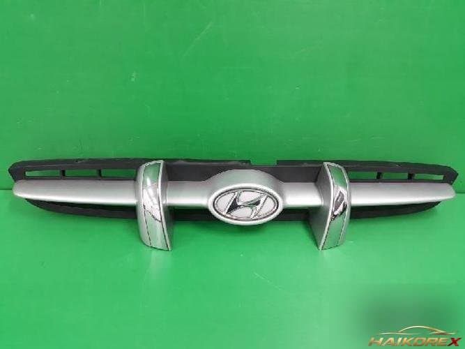 Hyundai Sonata 1999 — решетка радиатора 8636138020