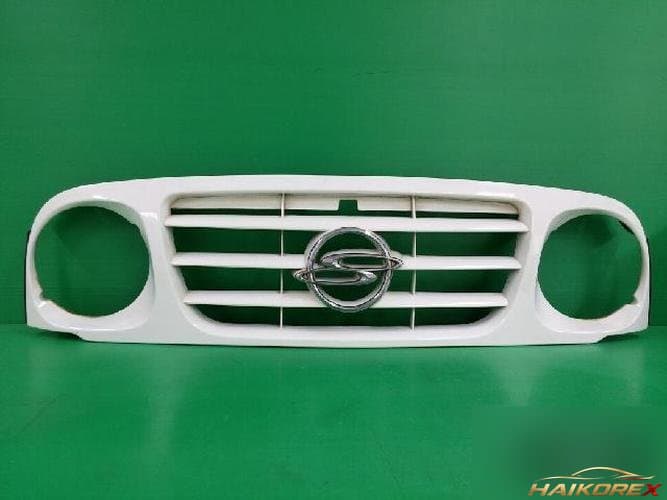 KG Mobility Korando 2003 — решётка радиатора