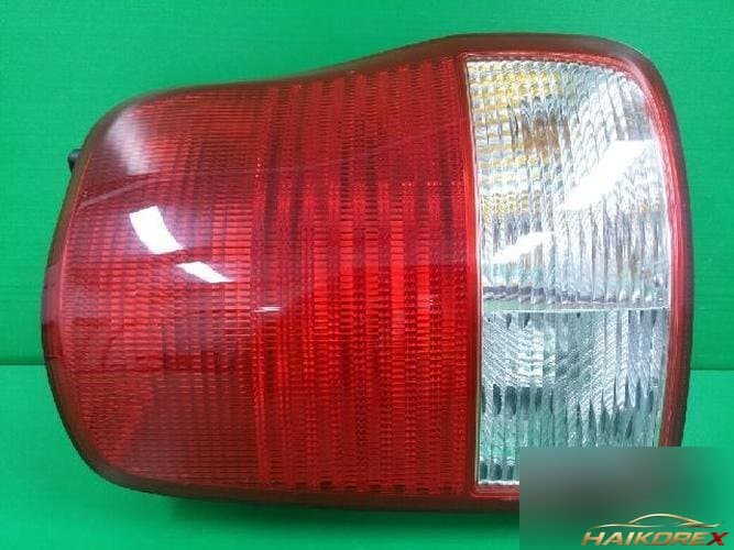 Kia Carnival 2002 — фонарь комбинированный задний правый (пассажирский) 0K53A 51150 2