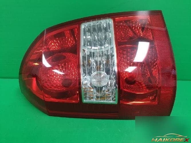 Hyundai Tucson 2005 — комбинированный задний фонарь левый (водителя) 92401 2E000 1