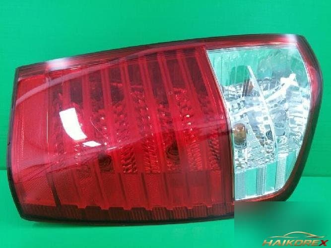 Kia Carnival 2006 — комбинированный фонарь задний правый 92402 4D000 4