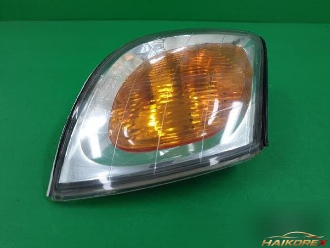 Hyundai Trajet 2003 — лампа поворотника правая 923023A000