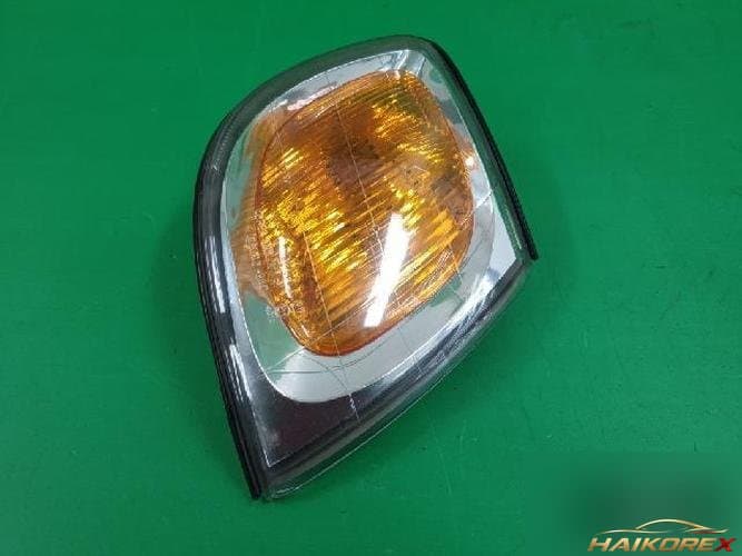 Hyundai Trajet 2002 — указатель поворота правый 923023A000