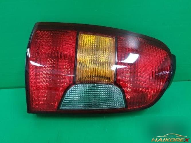 Hyundai Trajet 2004 — комбинированный фонарь задний левый (водительский) 92401 3A000 2