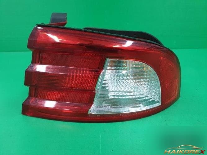 Kia Optima 2005 — задний комбинированный фонарь правый (со стороны пассажира) 92421 3C070