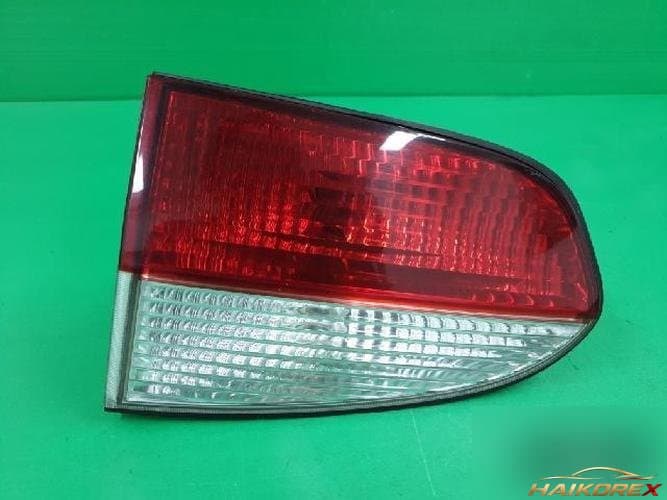 Hyundai Grand Starex 2002 — белая отделка кромки крышки багажника 92406 4A501