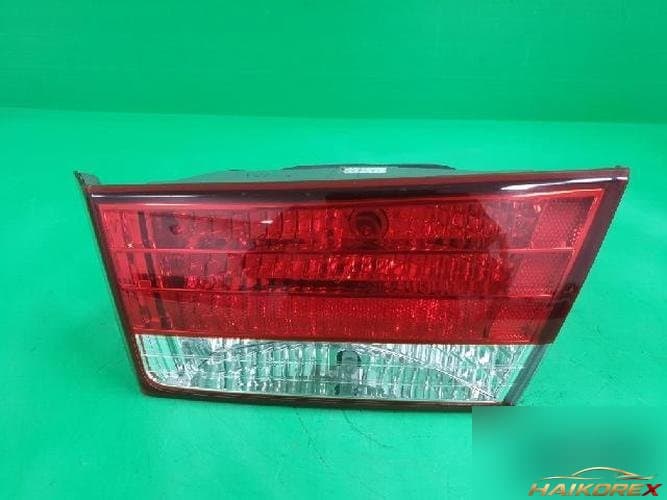 Hyundai Sonata 2006 — фонарь багажника белый 924043K000
