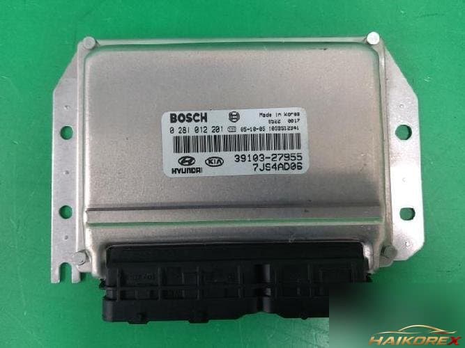 Hyundai Santa Fe 2005 — блок управления двигателем ECU 3910327955