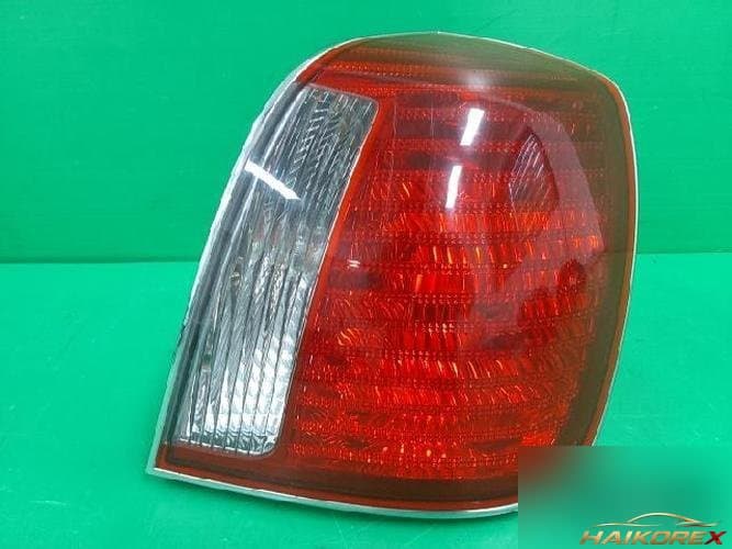 Hyundai Grandeur 2004 — комбинированный фонарь задний правый (пассажирский) 92402 39720 1
