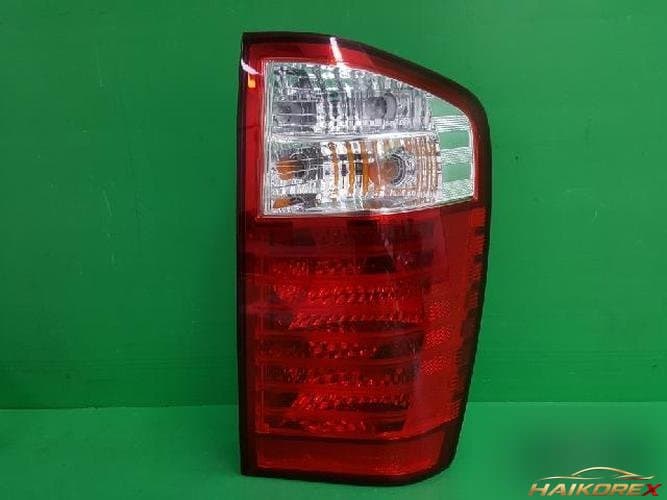 Kia Carnival 2006 — комбинированный фонарь (задний) правый 92402 4D000 6