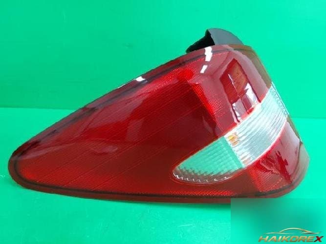 KG Mobility Rodius 2005 — комбинированный фонарь задний левый (водительский)