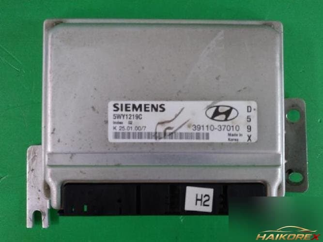 Hyundai Grandeur 2000 — блок управления двигателем ECU 3911037010