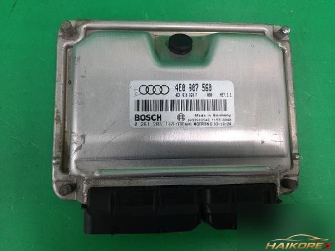 Audi A8 2004 — блок управления двигателем ECU 563