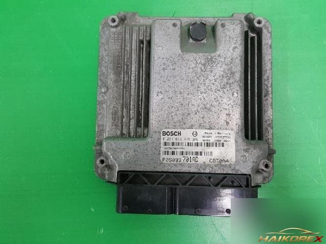 Chrysler Sebring 2009 — блок управления двигателем ECU P05033701AD
