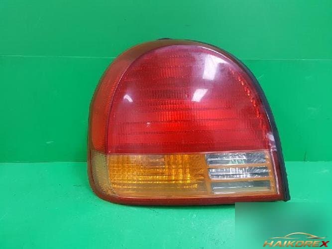 Hyundai Sonata 1999 — комбинированный фонарь задний левый (водительский) 92401 38001 1