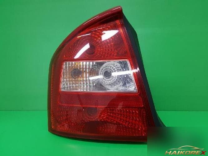 Kia Cerato 2006 — комбинированный фонарь задний левый (92401 2F100 3)