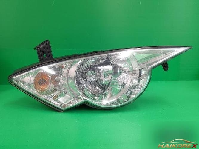 KG Mobility Actyon 2006 — фара головного света правая 8310231103