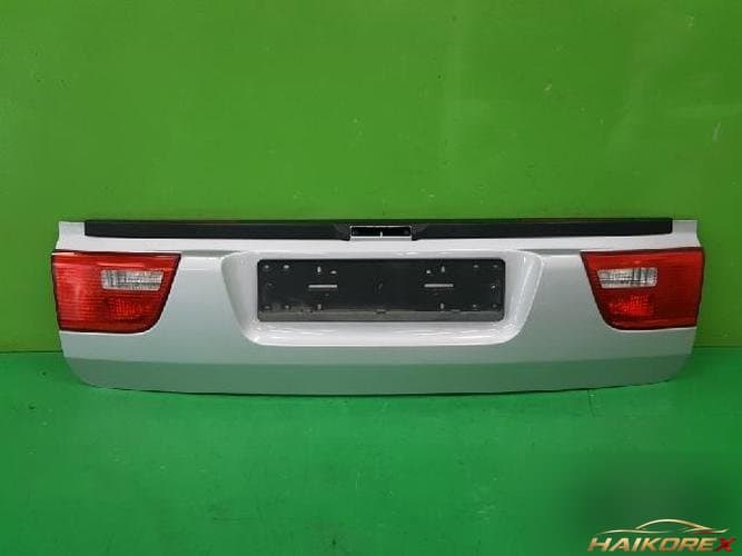 BMW X Series 2005 — задняя дверь (дверь багажника) 1