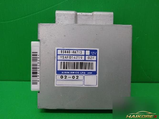 Kia Sorento 2002 — блок управления КПП TCU 954404A713 6
