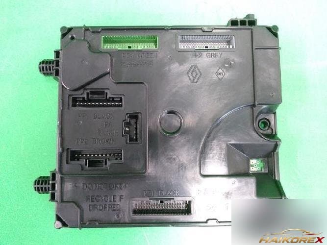 Renault SM5 2012 — модуль управления ETACS/BCM 284B13386R 3