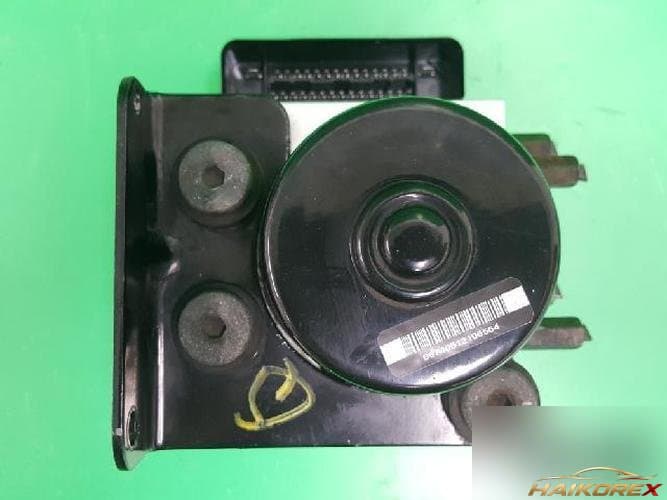 KG Mobility Actyon 2006 — ABS гидравлический блок 4891032000 с кронштейном