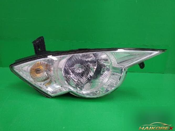 KG Mobility Actyon 2006 — фара головного света правая 8310231103
