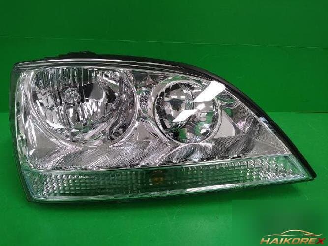 Kia Sorento 2003 — фара передняя правая 921023E000