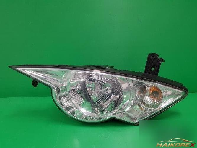 KG Mobility Actyon 2006 — фара головного света левая 8310131103