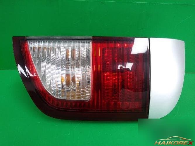 KG Mobility Kaiyun 2005 — комбинированный фонарь задний правый (8360209002)