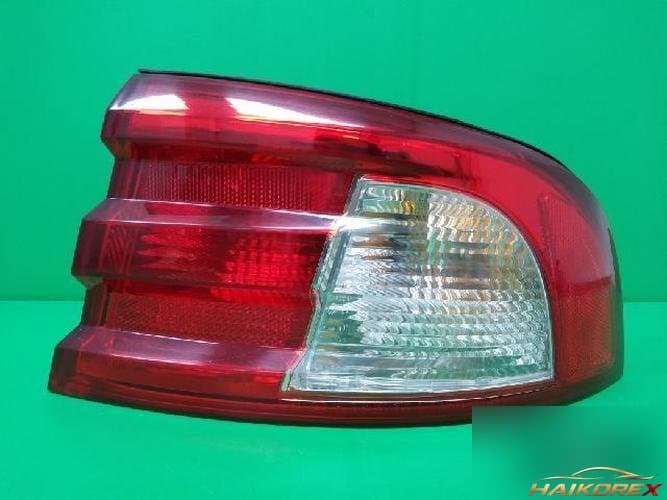Kia Optima 2001 — фонарь задний комбинированный (правый, пассажирский) 92421 3C070