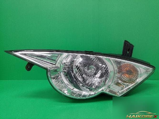 KG Mobility Actyon 2006 — фара головного света левая 8310131103